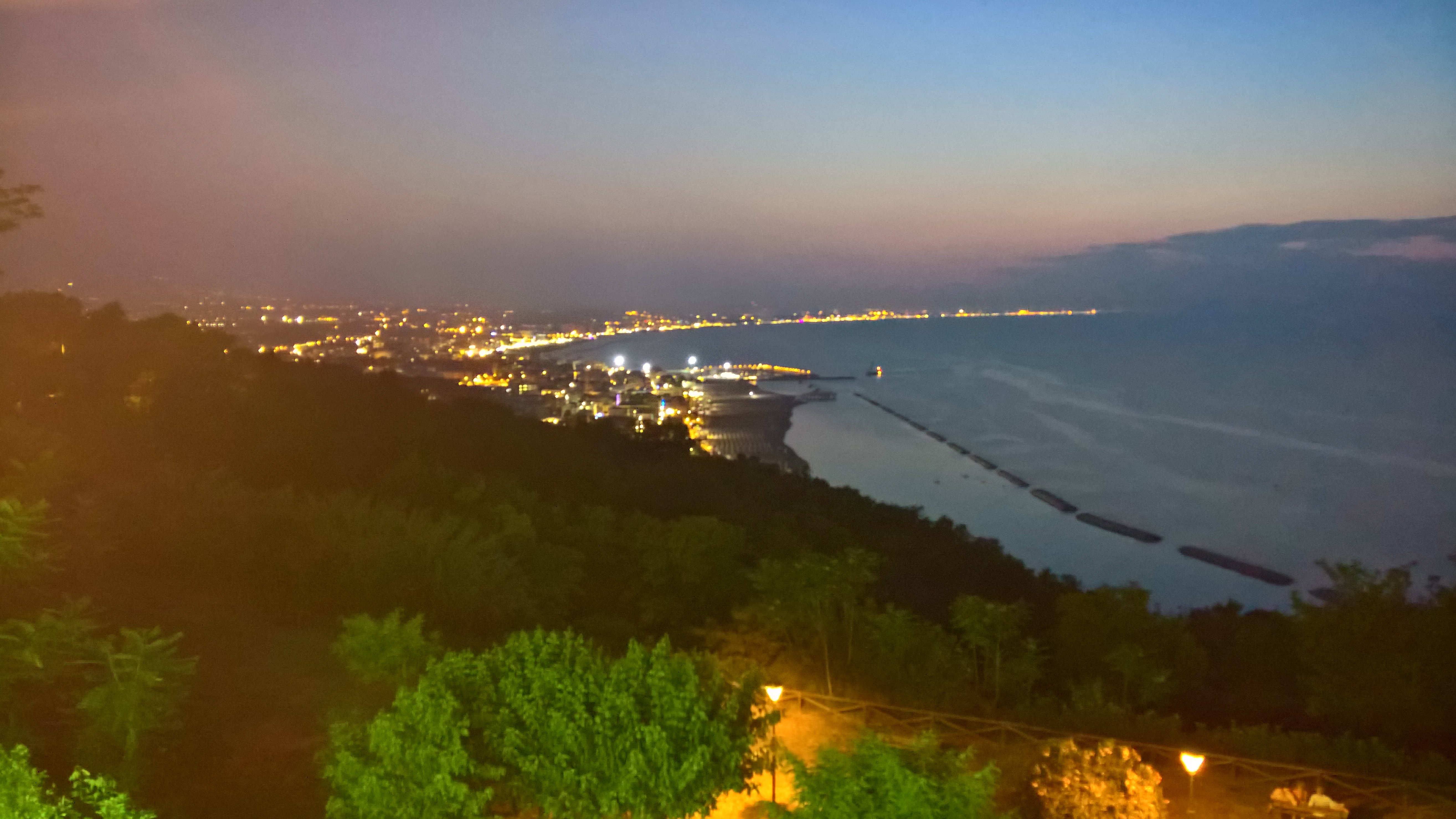 WP 20170615 21 44 46 Rich